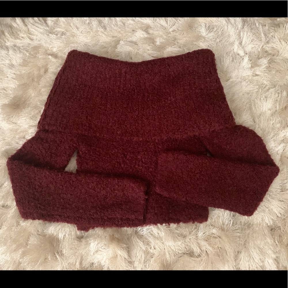 Off-the-shoulder Sweater